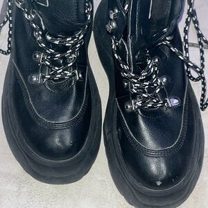 Nokwol Black Platform Sneakers
